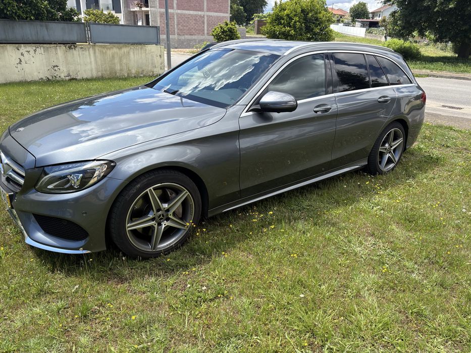 Viatura Carrinha Mercedes 250