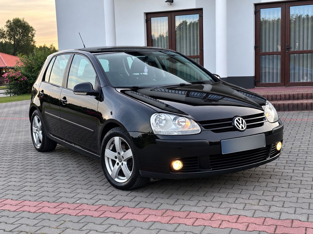 Volkswagen Golf 1.6 Highline
