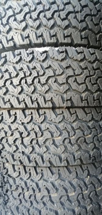 215/65R16 A T kopia BfGoodrich A/T