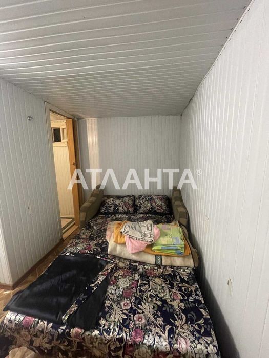 Дом-дачу , на берегу моря, в Новой Дофиновке.