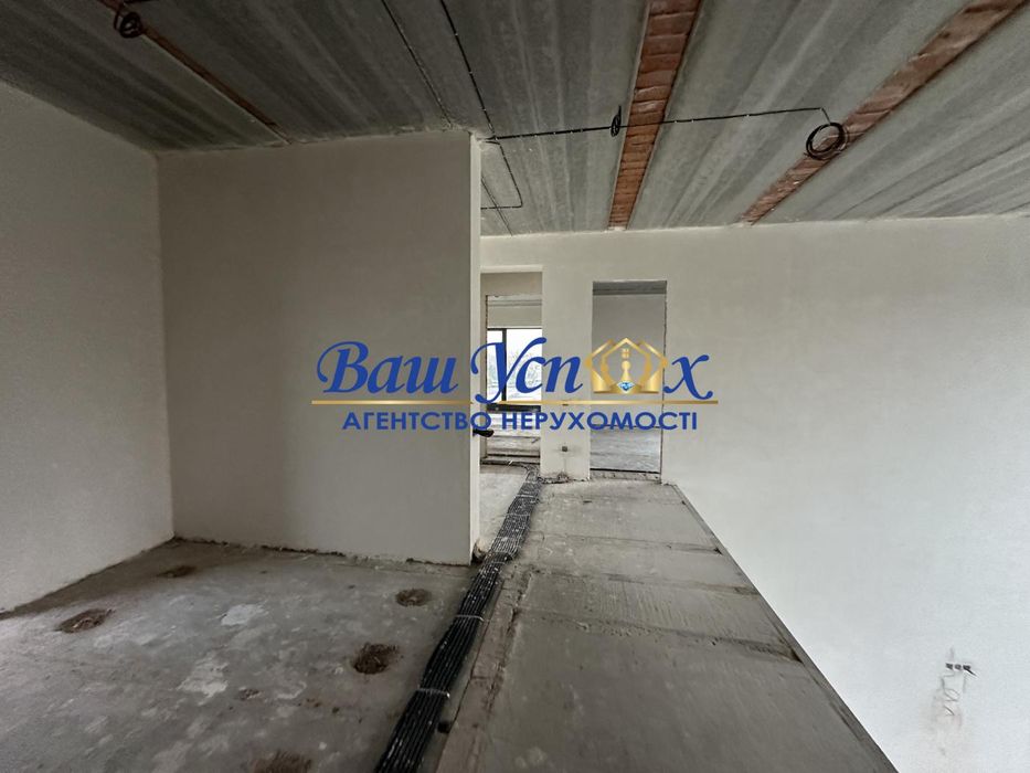 Продаж будинку з виходом на озеро у місті. село Крушинка.