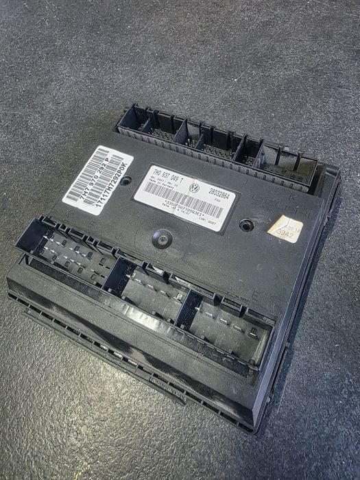 VW T5 MODUŁ komfortu moduł T5