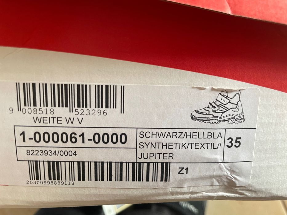 Superfit - model Weite M V,  kozaki rozm. 35 nowe