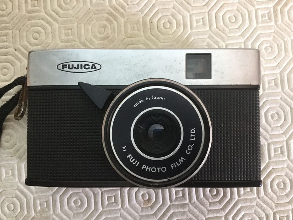 Maquina fotografica antiga - “Fujica Photo Film Rapid”
