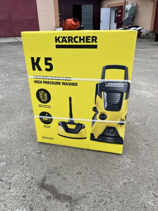Мийка високого тиску Karcher K5 Basik +щітка для бруківки (T5 T-Racer