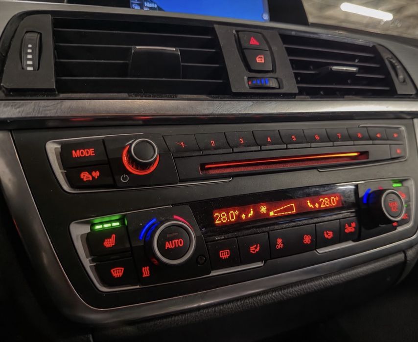 BMW 320d Touring Look M3 (279€ mes)