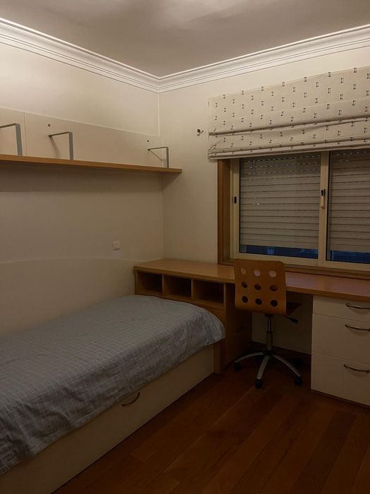 Secretaria + Estante + Prateleira