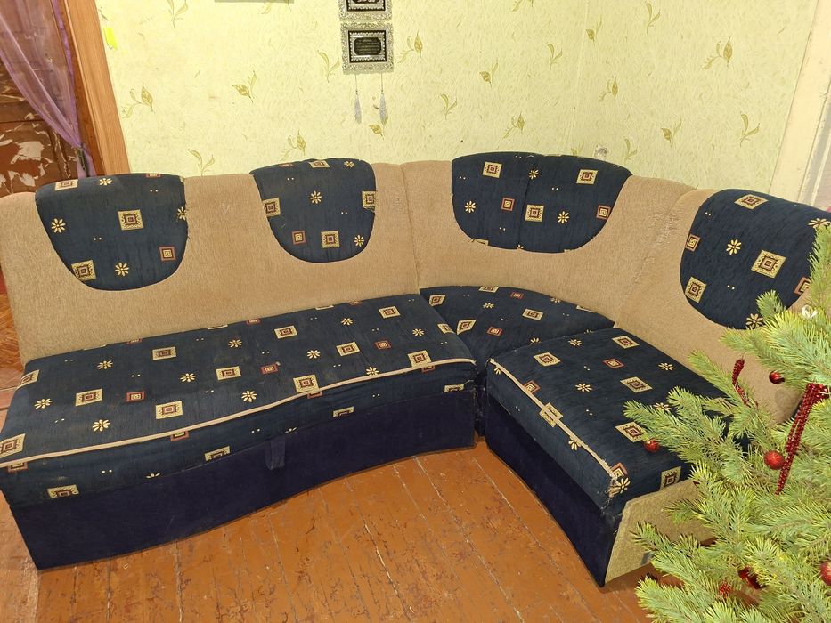 Продам кутовий диван