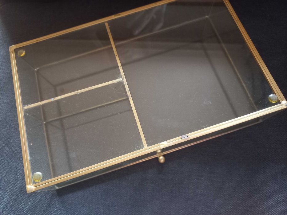 Porta-jóias em vidro