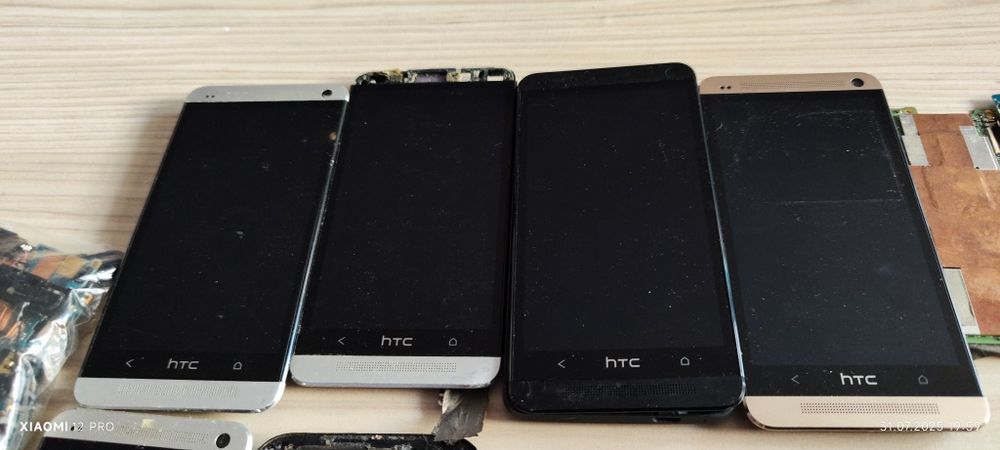 Zestaw HTC One M7 x9