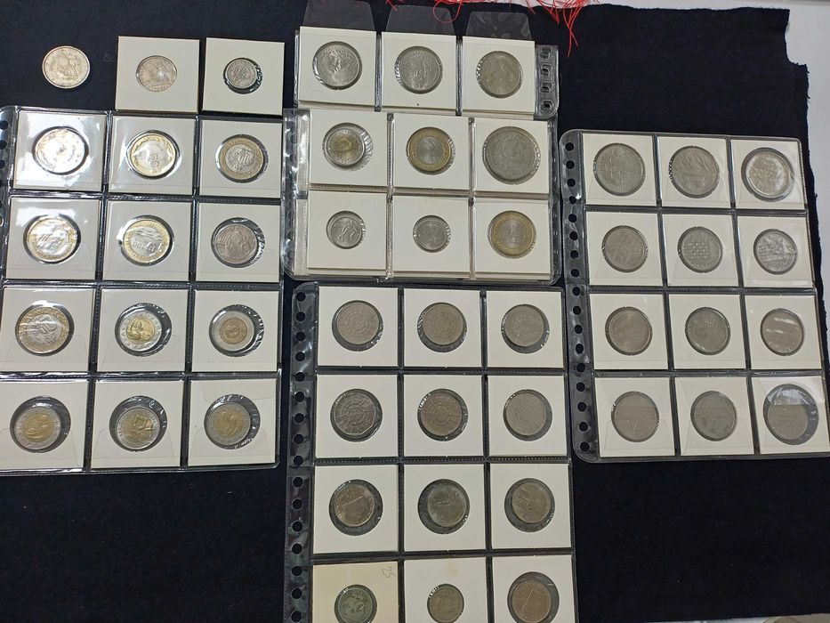 Moedas Portuguesas várias 48 unidades