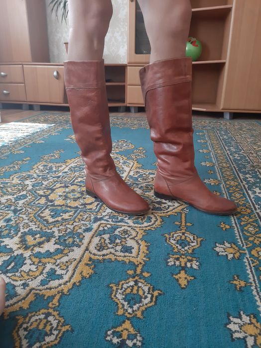 Кожаные осеннее сапоги на тоненьком флисе