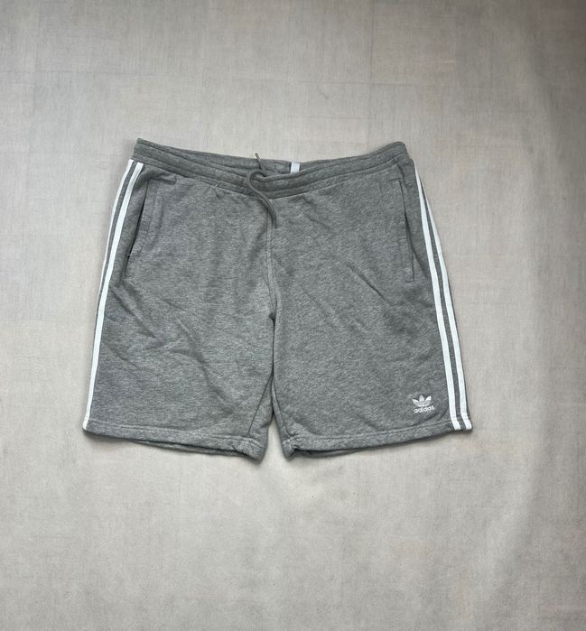 Baggy Spodenki Adidas Small Logo Paski