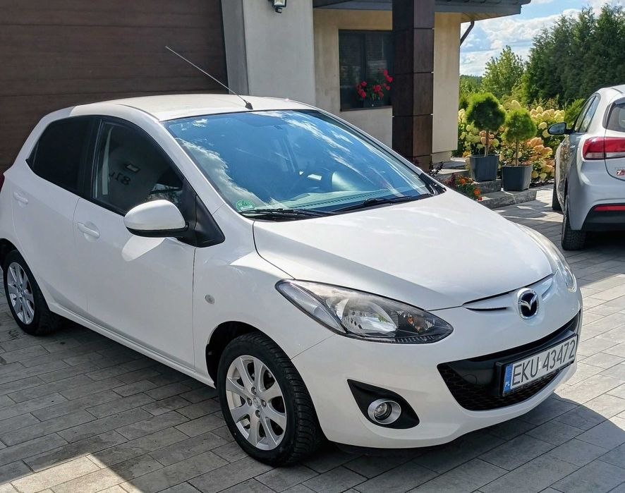 Mazda 2 po lifcie 2011 rok 1.3 benzyna 75 KM.