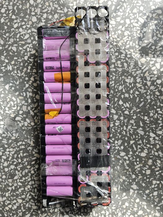 Akumulator Bateria Kukirin G2 Max uszkodzona