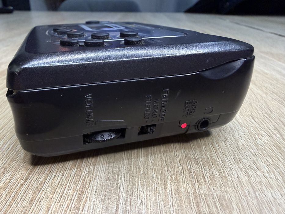 Walkman Panasonic RQ-V203 AM/FM Odtwarzacz kaset radio