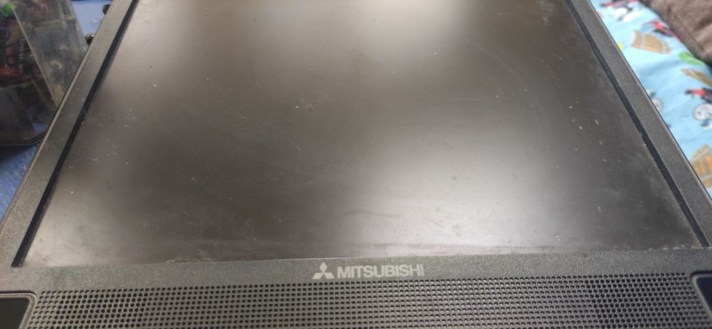 Mitsubishi DiamondPoint NXM76 LCD