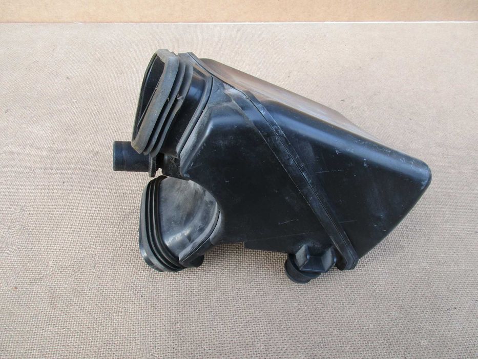 Rezonator powietrza OPEL ASTRA J 1.4 1.6