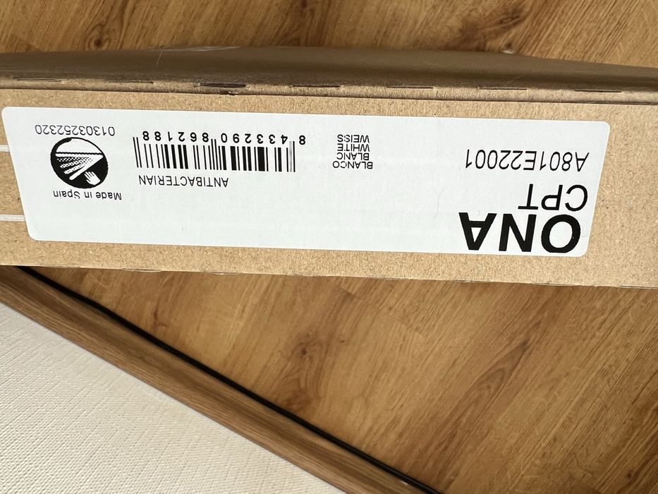 Deska WC wolnoopadająca Roca Compacto SUPRALIT®