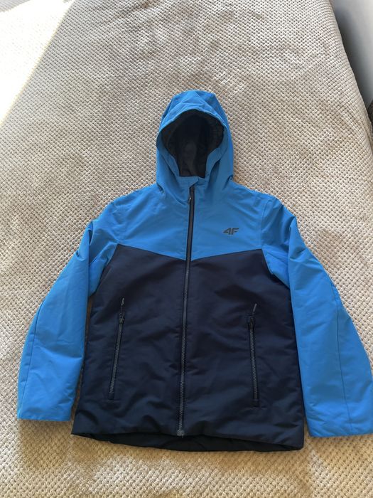 4F Kurtka narciarska/zimowa z kapturem 158