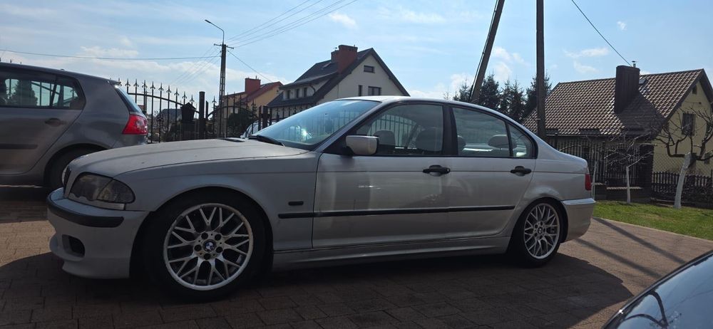 Samochód BMW seria 3 E46