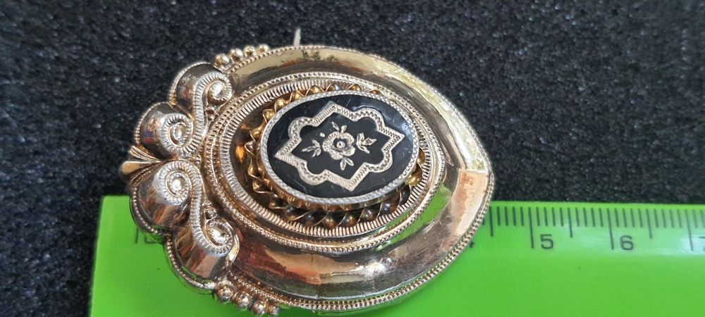 Брошь старинная массивная