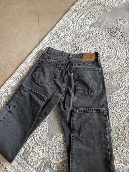 Дві пари джинс, Tommy Hilfiger, Levis жіночі