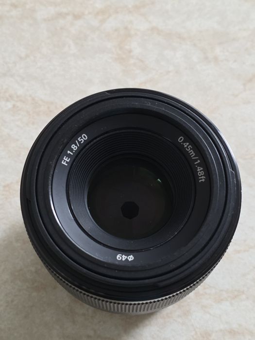 Sony SEL50F18F E-mount повнокадровий