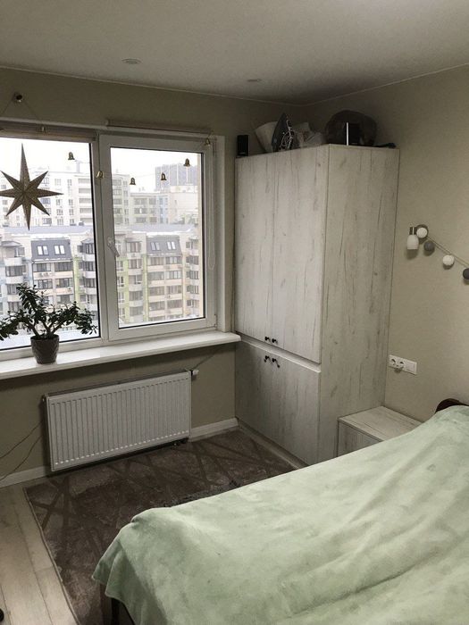 Продам однокімнатну квартиру в центрі Вишневого