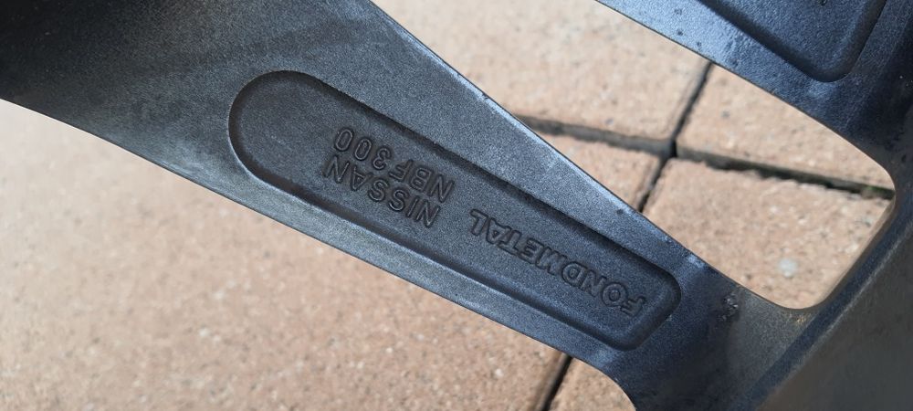 Felga 19cali 5x114.3 7j et40 oryginal Nissan Xtrail Qasqhai Ładna