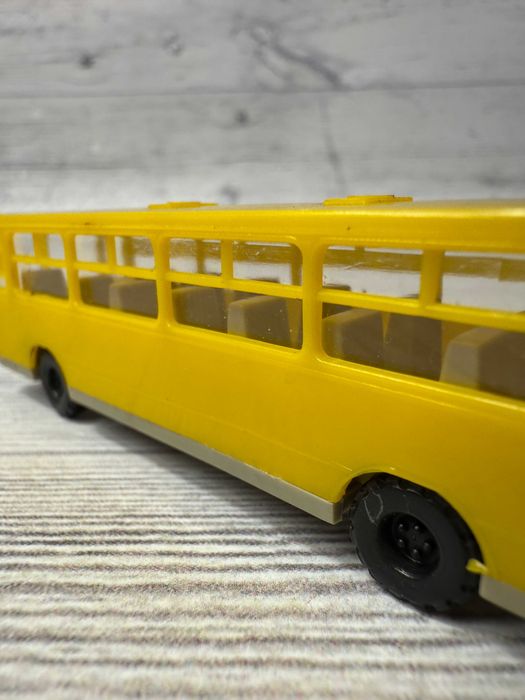 Машинка Автобус Икарус Ikarus 1/120 Made in GDR времён СССР