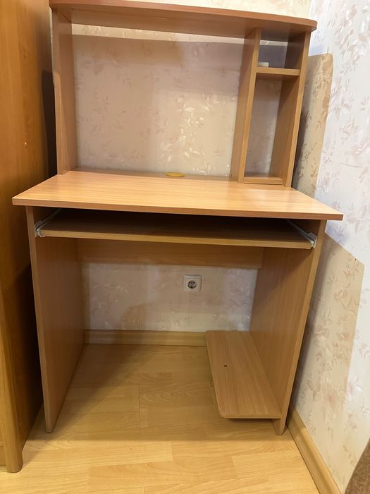 ПАРТА ширина 55 см*75 см высота 122 см