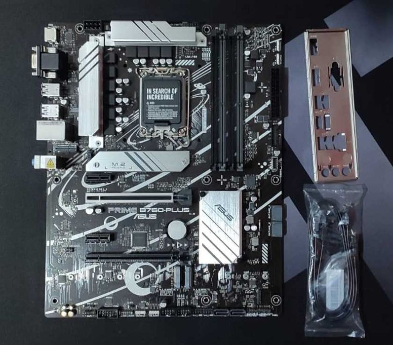 Componentes computador Desktop + Monitor + Rato + Fones