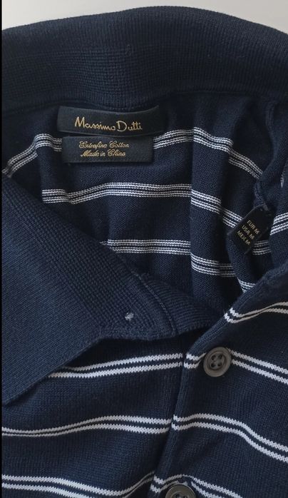 Massimo Dutty - polo azul com riscas brancas em malha de manga curta