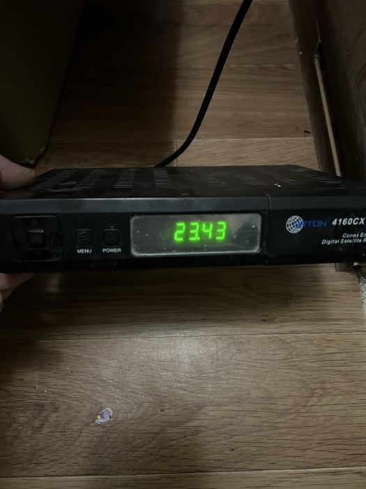 Продам тюнер orton