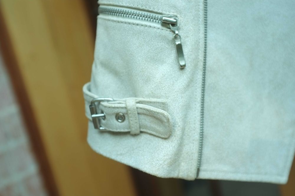 piękna biała ramoneska skórzana rockowa kurtka Vintage