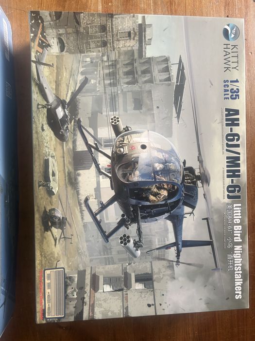 Kitty Hawk 1/35 HH-60 Pave Hawk AH-6 J Little Bird +interior komplet