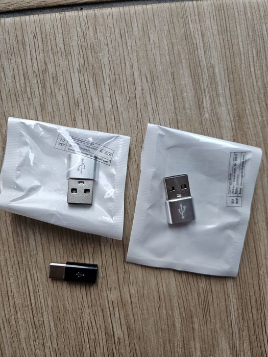 Przejściówka USB C na standard USB lub Micro USB na USB C
