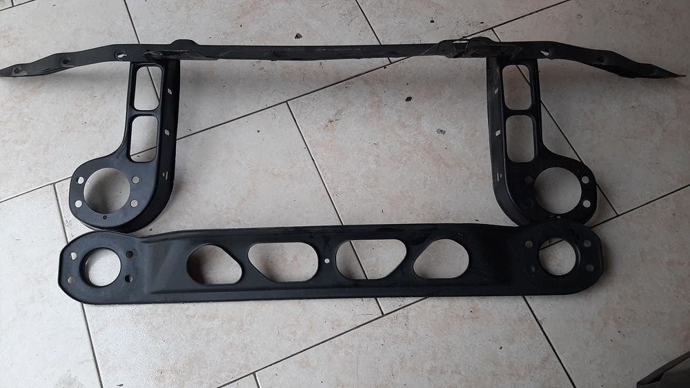 Travessa e reforço E36