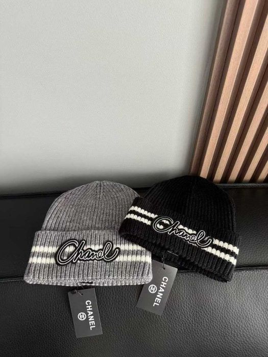 Шапка Chanel. Жіноча шапка шанель