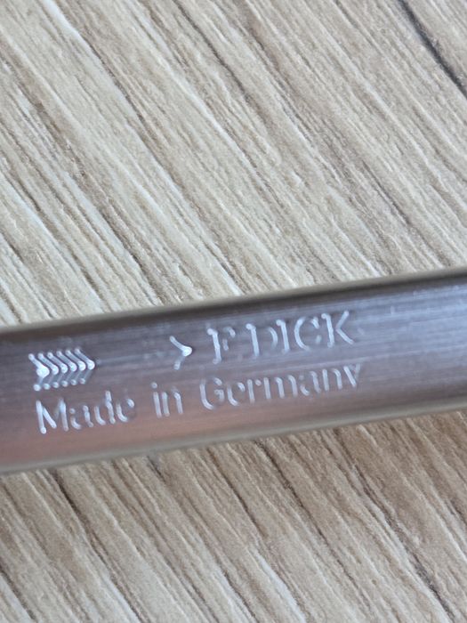 Stalka  do  ostrzenia noży .