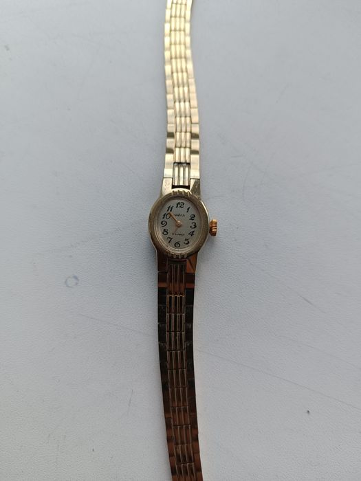 Часы  Чайка,Луч женские.