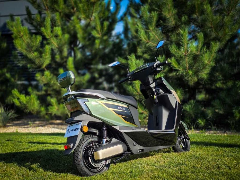Електроскутер NISA JA