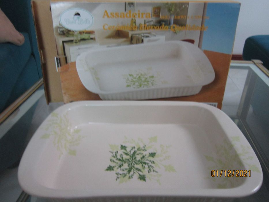 Assadeira 26x24 como nova