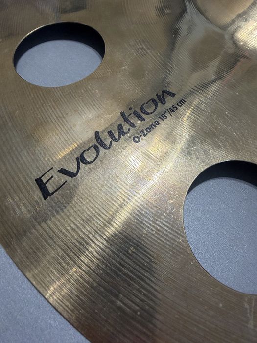 Talerz perkusyjny Sabian HHX Evolution O-Zone 18’’/45 cm by Dave Weckl stan igła