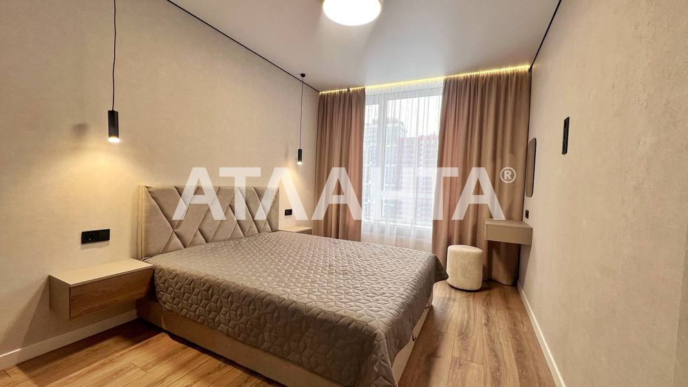 Продаж 1-кімнатної квартири ЖК “Варшавський 3” З ГЕНЕРАТОРОМ