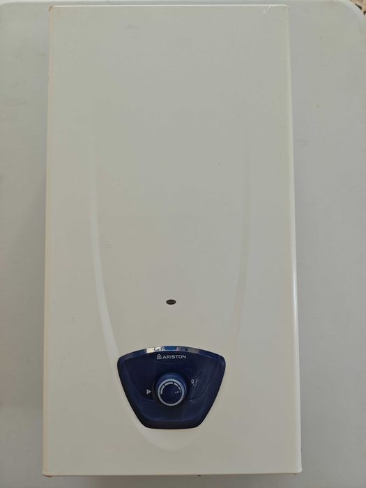 Esquentador Ariston Novo