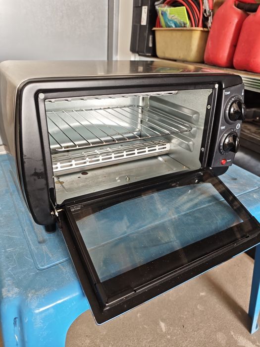 Mini piekarnik .