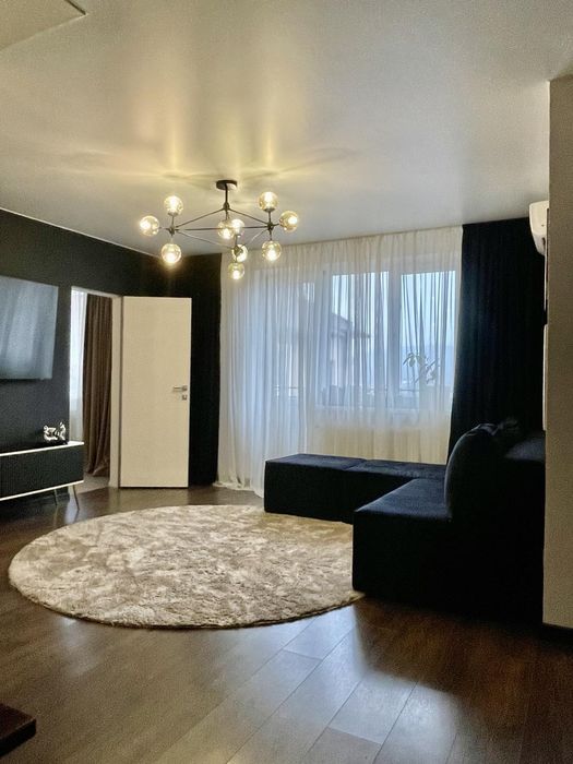 Здається двох кімнатна квартира  вперше новобудова.