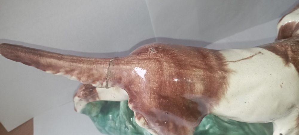 Статуэтка Собака несет дичь